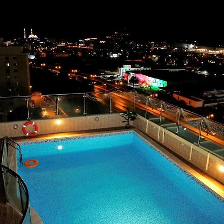 The Palace Hotel - فندق القصر Mascate Esterno foto