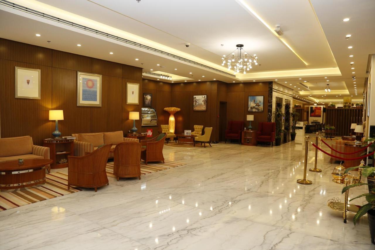 The Palace Hotel - فندق القصر Mascate Esterno foto