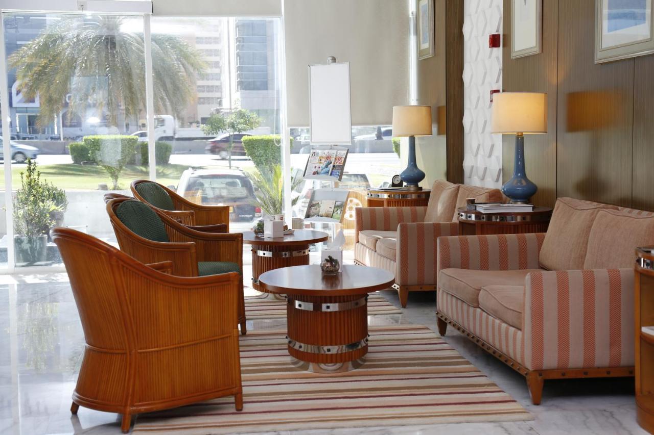 The Palace Hotel - فندق القصر Mascate Esterno foto